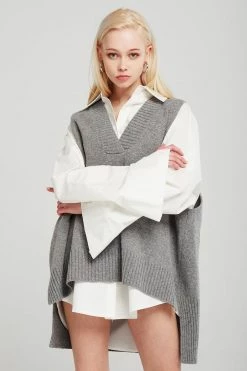 STORETS Influencer Lyla Oversized Knit Vest