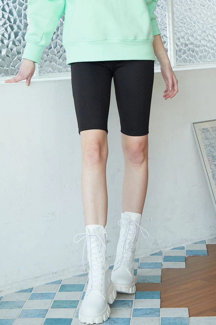 STORETS Demi Biker Shorts