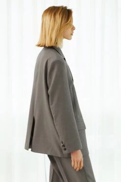 STORETS Olivia Oversized Long Blazer