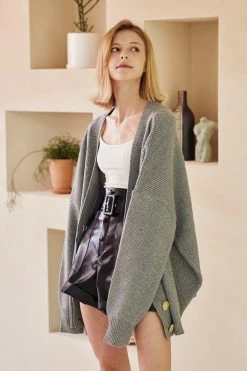 STORETS CLOTHING Charlotte Boxy Sweater Cardigan