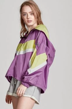 STORETS CLOTHING Bella Vintage Pop Windbreaker