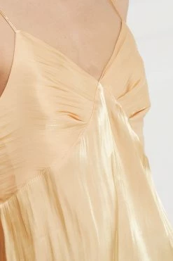 STORETS Kensley Crinkle Satin Cami Top