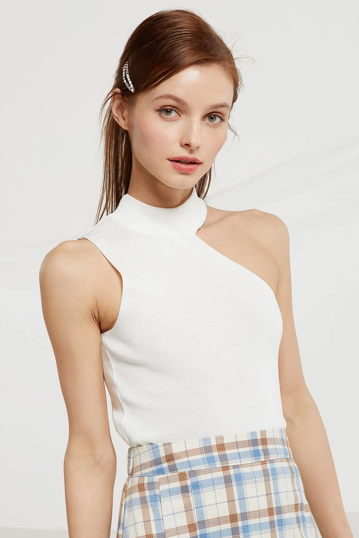 STORETS CLOTHING Alexis One Shoulder Knit Top