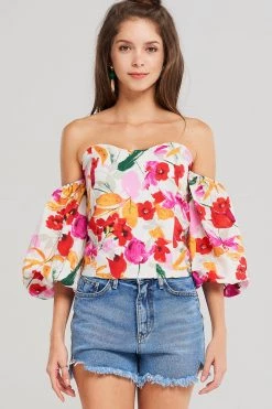 STORETS SALE CLOTHING Summer Frayed Denim Shorts