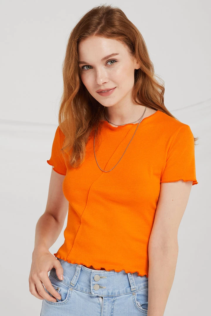 STORETS CLOTHING Daisy Lettuce-Edge Crop Top