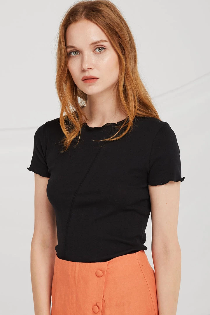 STORETS CLOTHING Daisy Lettuce-Edge Crop Top