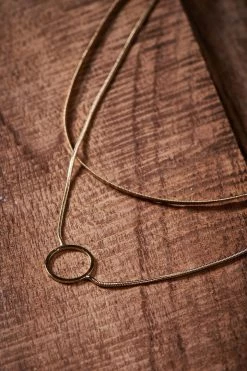 STORETS ACCESSORIES Layered Circle Necklace