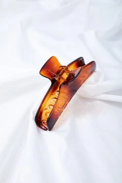 STORETS Adalyn Acrylic Claw Hair Clip BEST-SELLERS