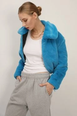 STORETS Leah Fluffy Cropped Jacket CLOTHING