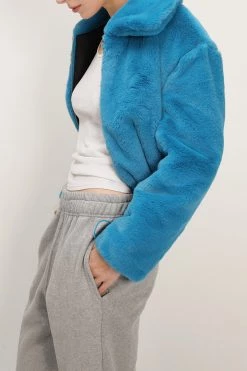 STORETS Leah Fluffy Cropped Jacket CLOTHING