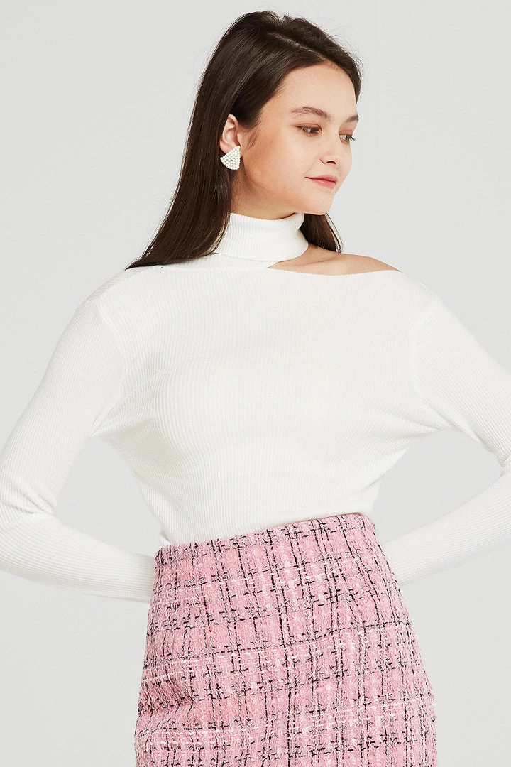 STORETS Sofia Cut-out Choker Top