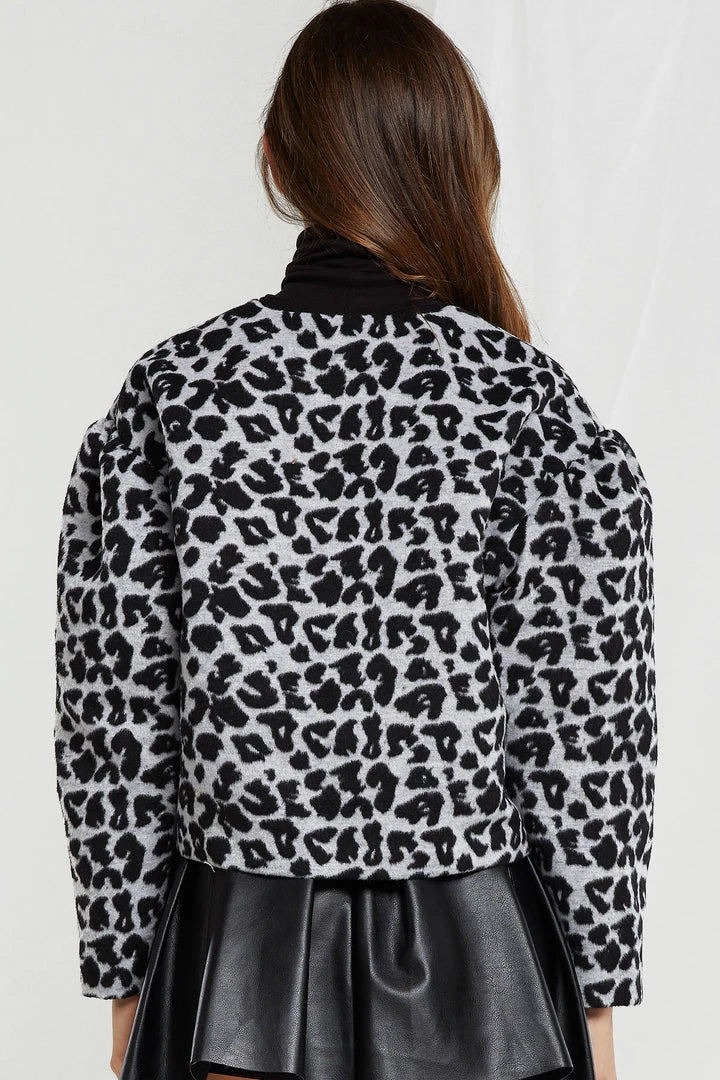 STORETS Miri Buttoned Leopard Print Jacket