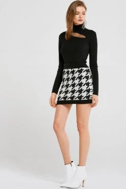 STORETS CLOTHING Dorothy Cut-out High Neck Top