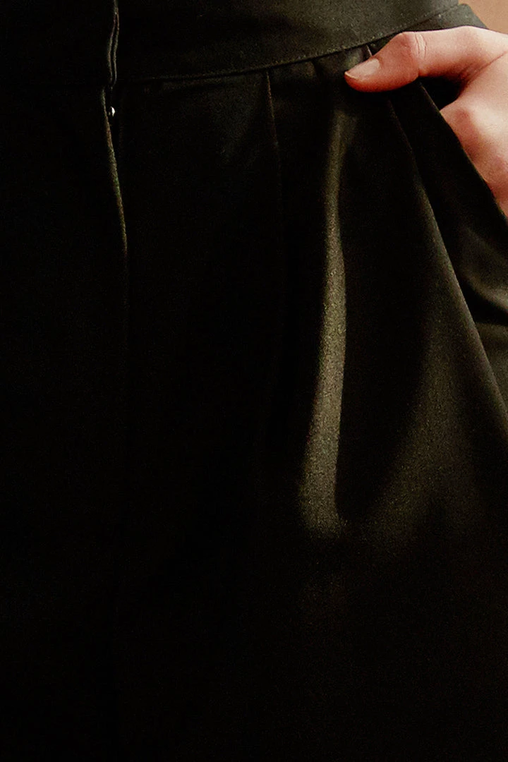 STORETS CLOTHING Avery Pintuck Pants