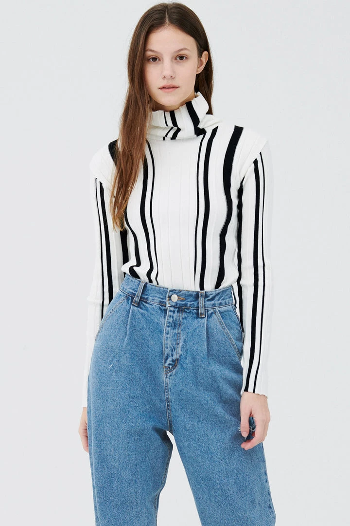 STORETS CLOTHING Mei Striped Knitted Top