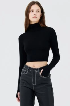 STORETS Olive Thumb Hole Top CLOTHING