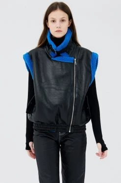 STORETS Influencer Arya Faux Shearling Vest