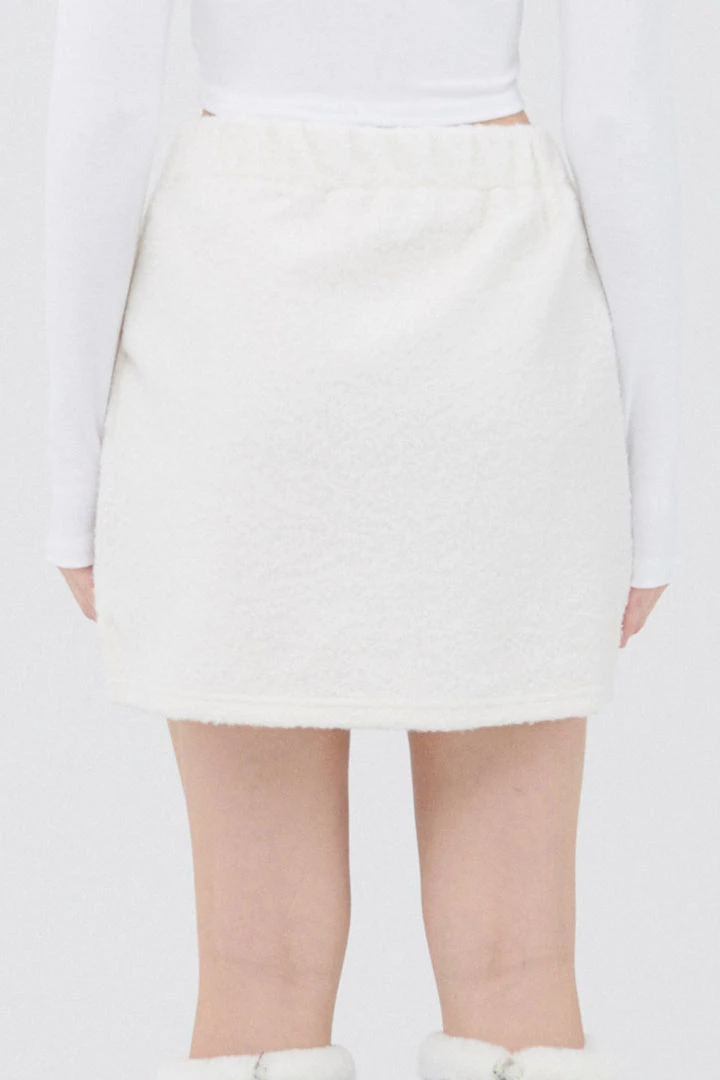 STORETS Stefani Unbalanced Skirt