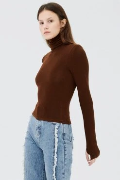 STORETS CLOTHING Golda Padded Shoulder Top