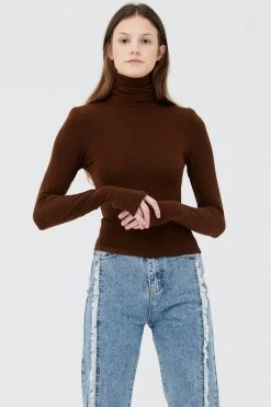 STORETS CLOTHING Golda Padded Shoulder Top