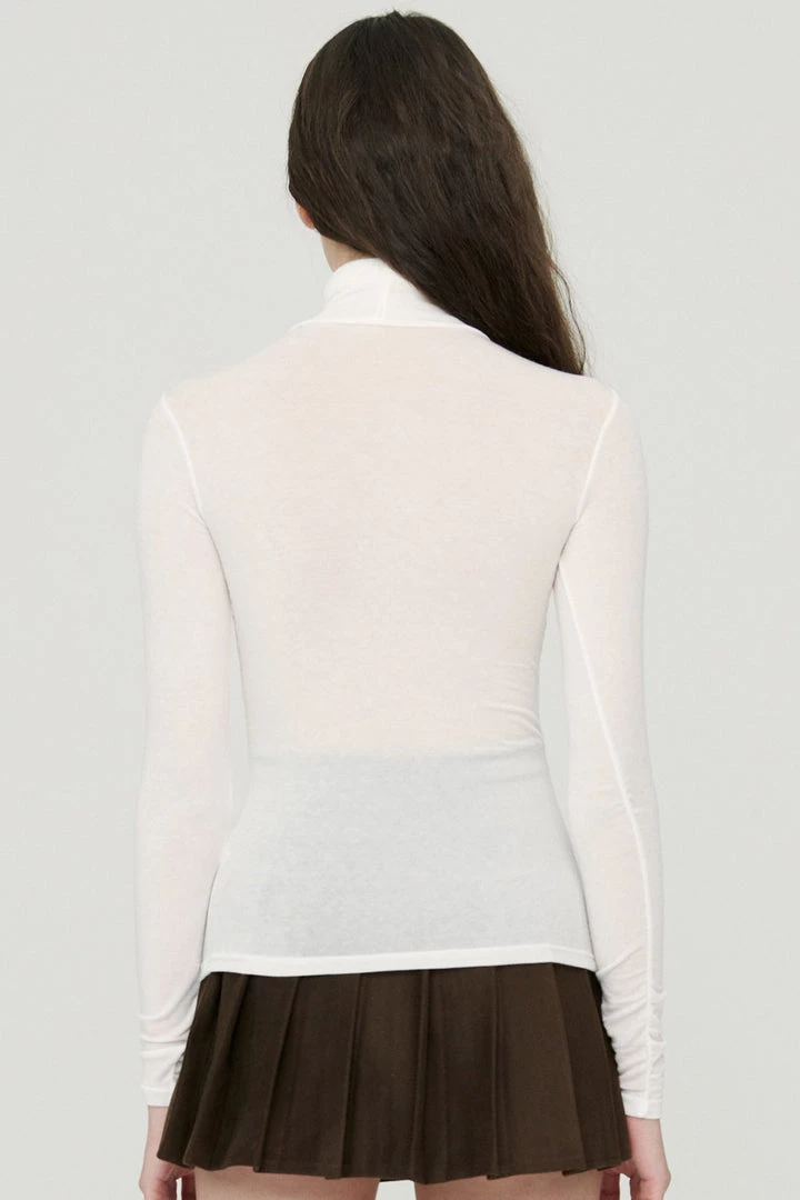 STORETS CLOTHING Charlotte Lightweight High Neck Top