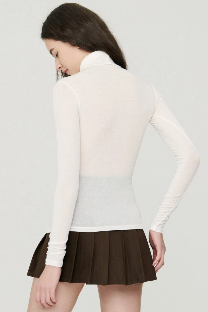 STORETS CLOTHING Charlotte Lightweight High Neck Top