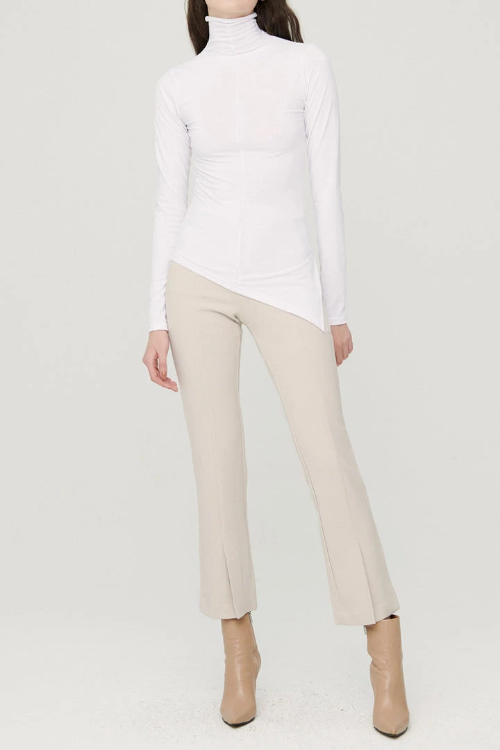 STORETS CLOTHING Cyndy Asymmetric Top