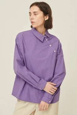 STORETS CLOTHING Rafaela Asymmetric Buttoned Shirt