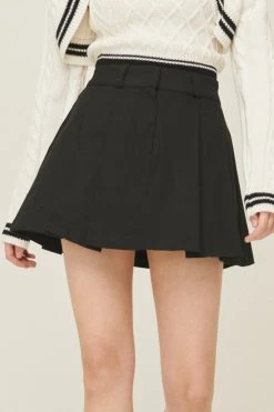 STORETS Sienna Kick Pleats Skirt WHAT'S NEW