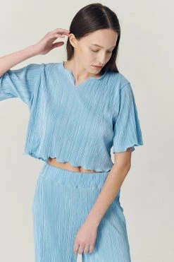 STORETS CLOTHING Lyra Lettuce Hem Plisse Top