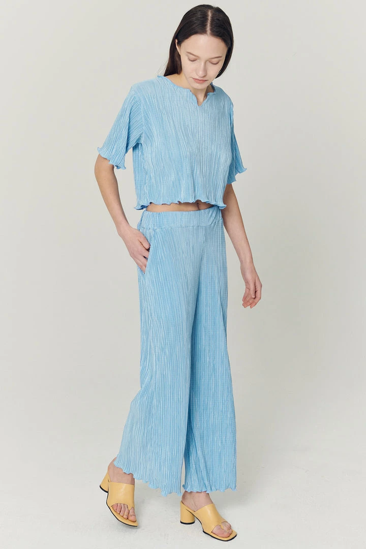 STORETS CLOTHING Lyra Lettuce Hem Plisse Pants
