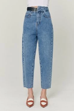 STORETS WHAT'S NEW Talia Belt Trim Dad Jeans