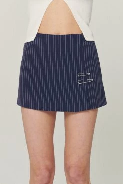 STORETS Influencer Etti Low-rise Striped Mini Skirt