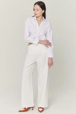 STORETS Mila Back String Crop Shirt