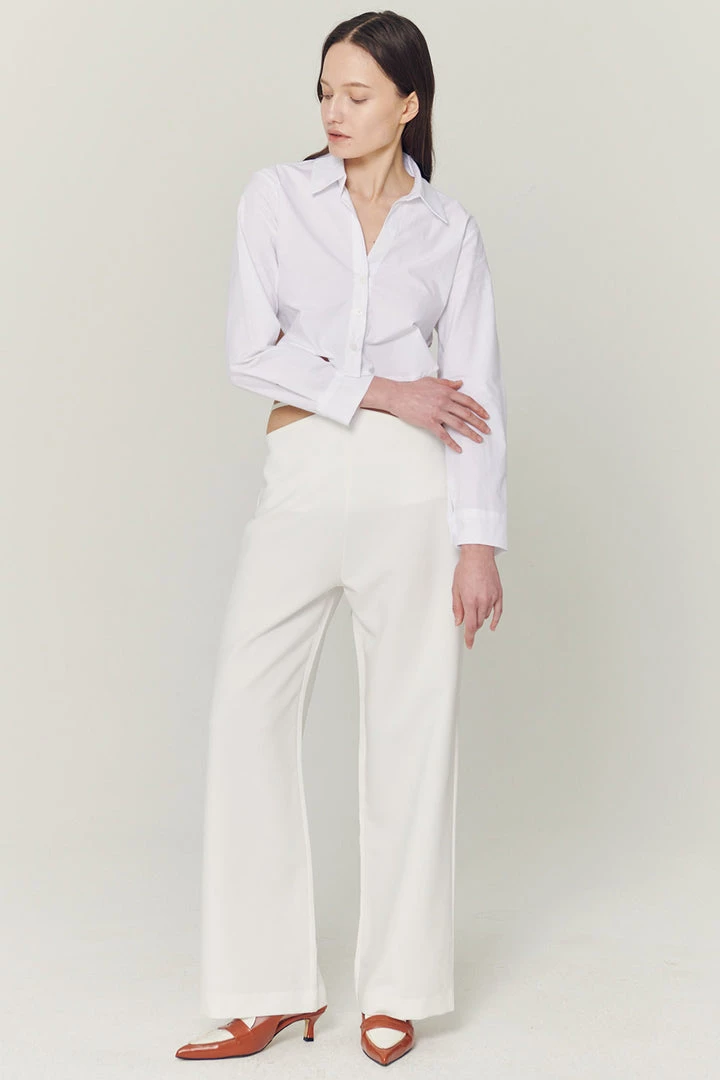 STORETS Mila Back String Crop Shirt