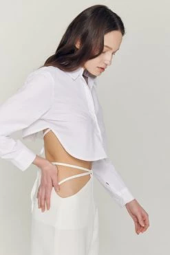 STORETS Mila Back String Crop Shirt