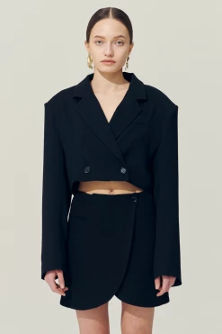 STORETS Sustainable OUTERWEARS Re:born Eva Two Button Crop Blazer