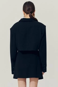 STORETS Influencer Re:born Eva Two Button Crop Blazer
