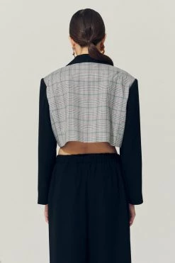 STORETS Sustainable OUTERWEARS Re:born Daisy One Button Crop Blazer
