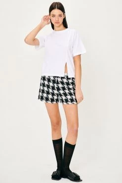 STORETS BEST-SELLERS Valerie Front Slit T-shirt