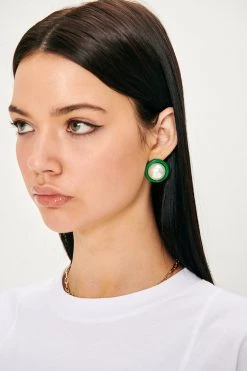 STORETS Grace Pearl Green Bold Earring