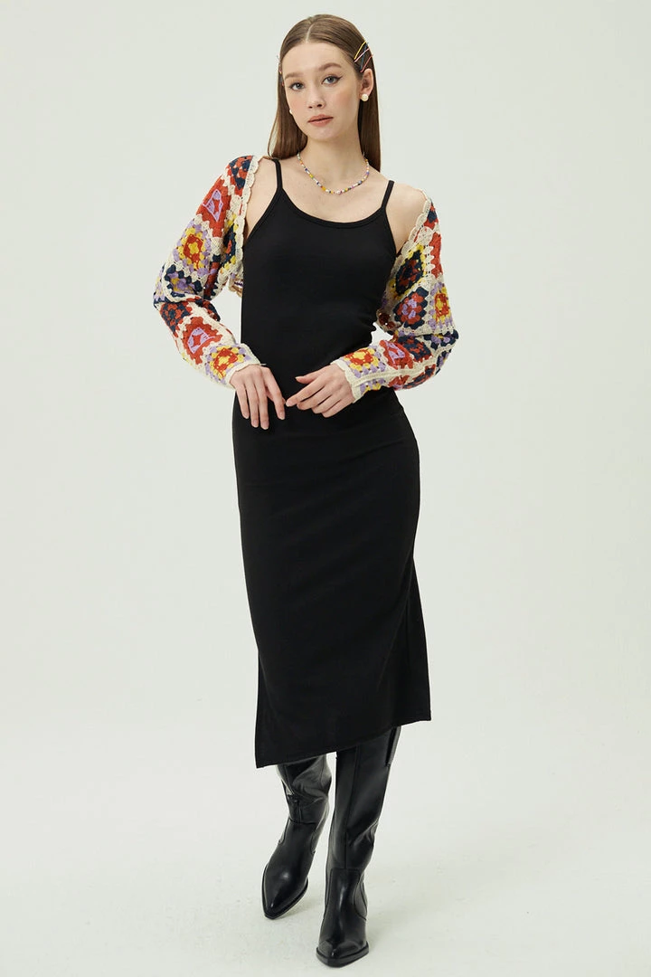 STORETS Joy Granny Square Shrug Cardi