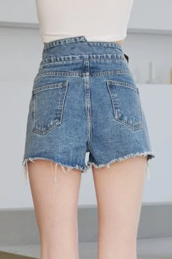 STORETS Jayla Frayed Belted Short