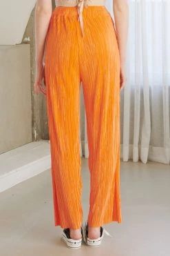 STORETS Peyton Crinkled Pleated Pants