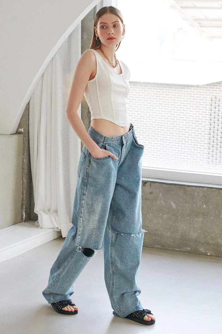 STORETS Vera Slash Cutout Jeans