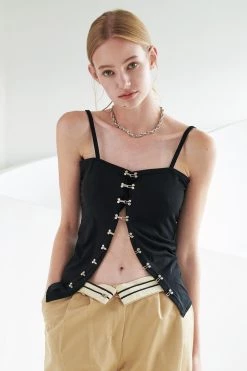 STORETS WHAT'S NEW Xia Hook-and-Eye Top