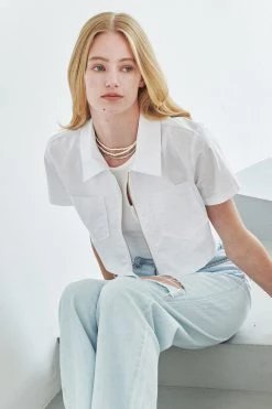 STORETS Evie Zipper Crop Shirt