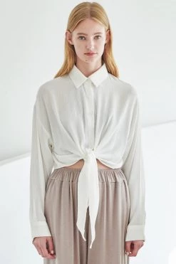 STORETS Lisa Front Tie-up Blouse