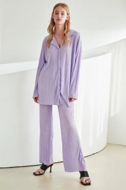 STORETS Maria Oversized Plisse Shirt