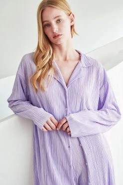 STORETS Maria Oversized Plisse Shirt